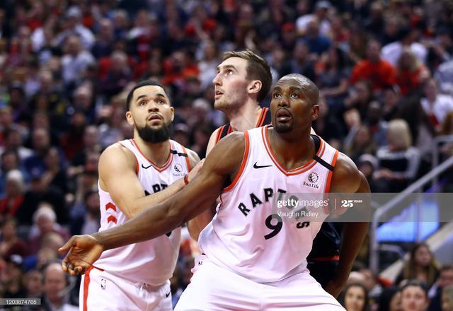 才使两人在 才使两人在